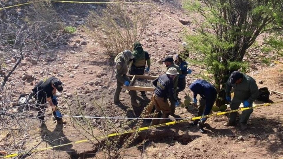 Suman más de 1,650 restos de migrantes pendientes de identificación