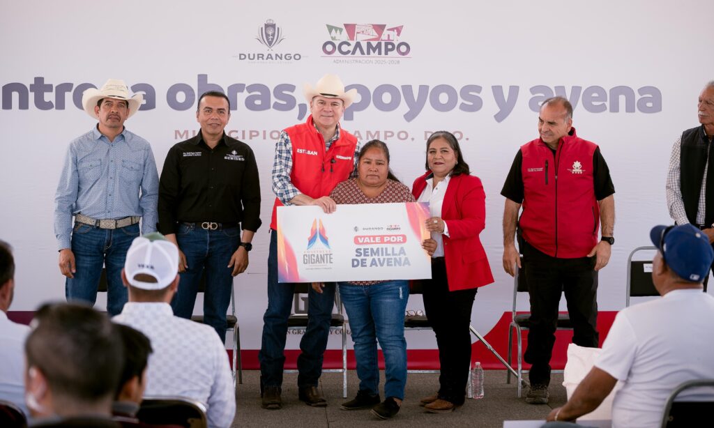 Esteban Villegas lleva canchas, pozo y apoyos al norte de Durango en Ocampo