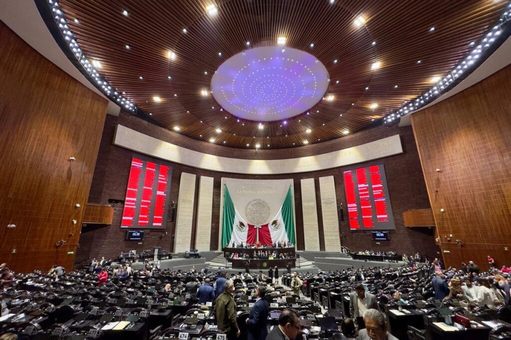 Diputados avalan reducción de ‘pensiones doradas’; iniciativa pasa a congresos estatales