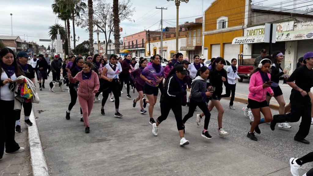 Realizan con éxito la Carrera ‘Actúa Mujer 5K’ en Poanas