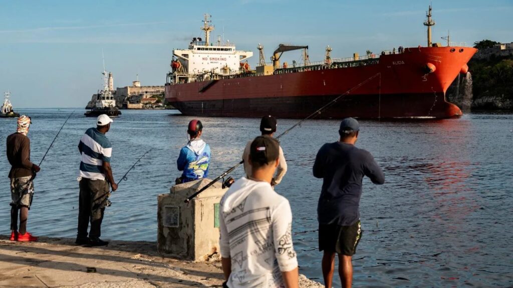 Cuba recibe petróleo ruso en medio de grave crisis energética