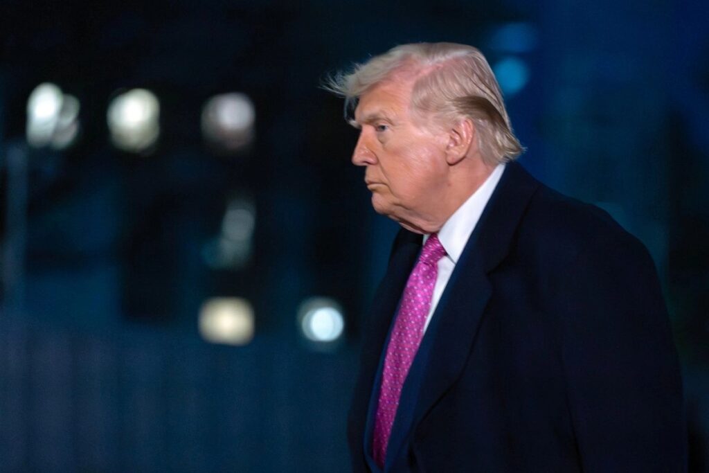 Trump fija fecha límite para acuerdo con Irán y lanza advertencias militares