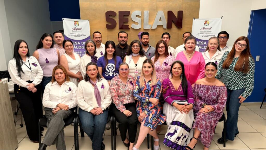 Impulsan diálogo sobre el papel de las mujeres en el combate a la corrupción