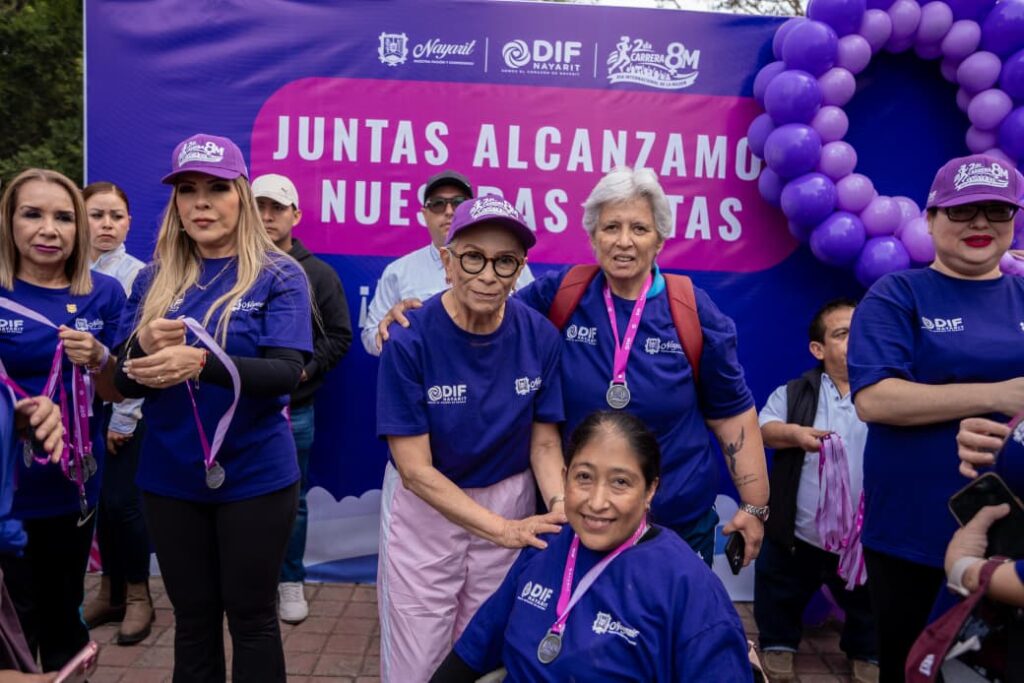 Conmemora Beatriz Estrada la lucha de las mujeres con la Segunda Carrera 8M