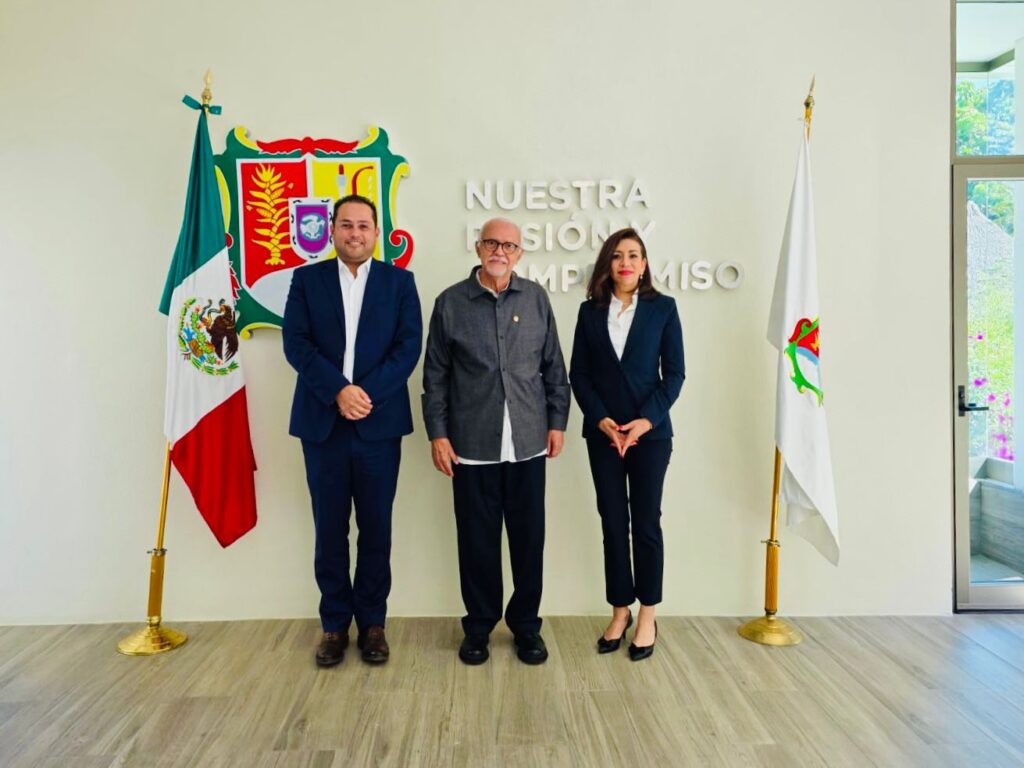 Reunión de trabajo del Gobernador con el gerente regional de la Comisión Federal de Electricidad