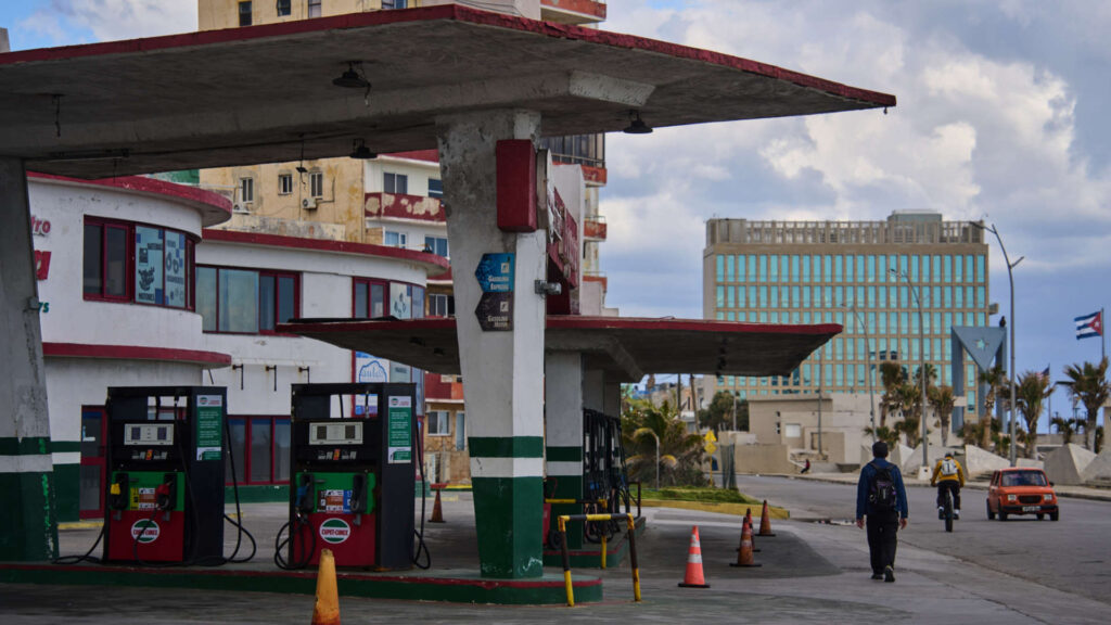 Cuba enfrenta crisis energética por falta de combustible y caída económica