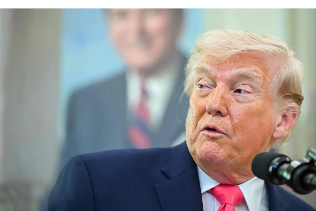 Trump anuncia posible salida de Irán