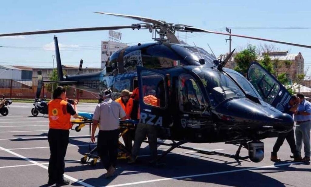 Trasladan a presunto sicario herido tras enfrentamiento en Guadalupe y Calvo