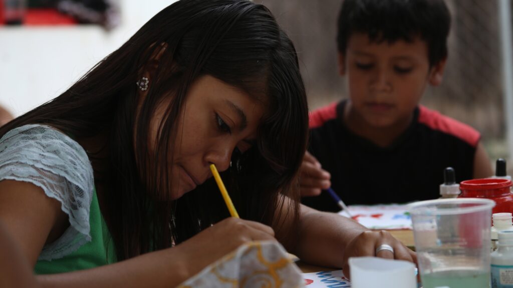ONU alerta por persistencia del analfabetismo en México