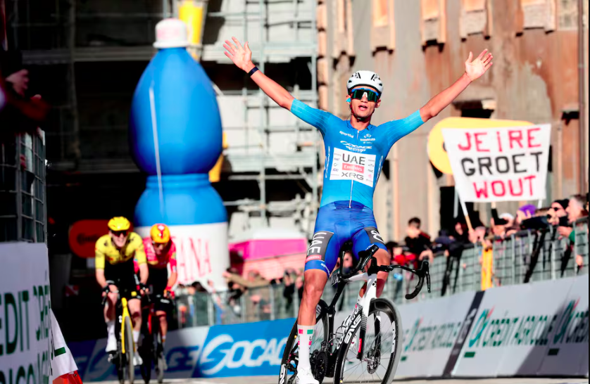 Isaac del Toro hace historia al ganar la Tirreno-Adriático