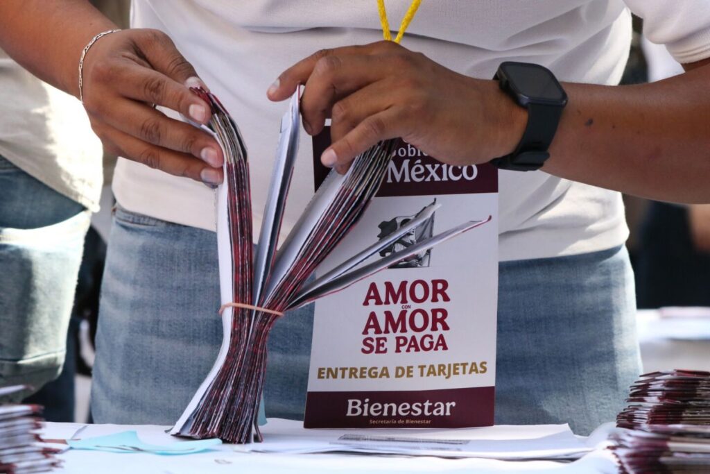 Cambio de tarjetas del Bienestar 2026: quiénes deben realizar el trámite
