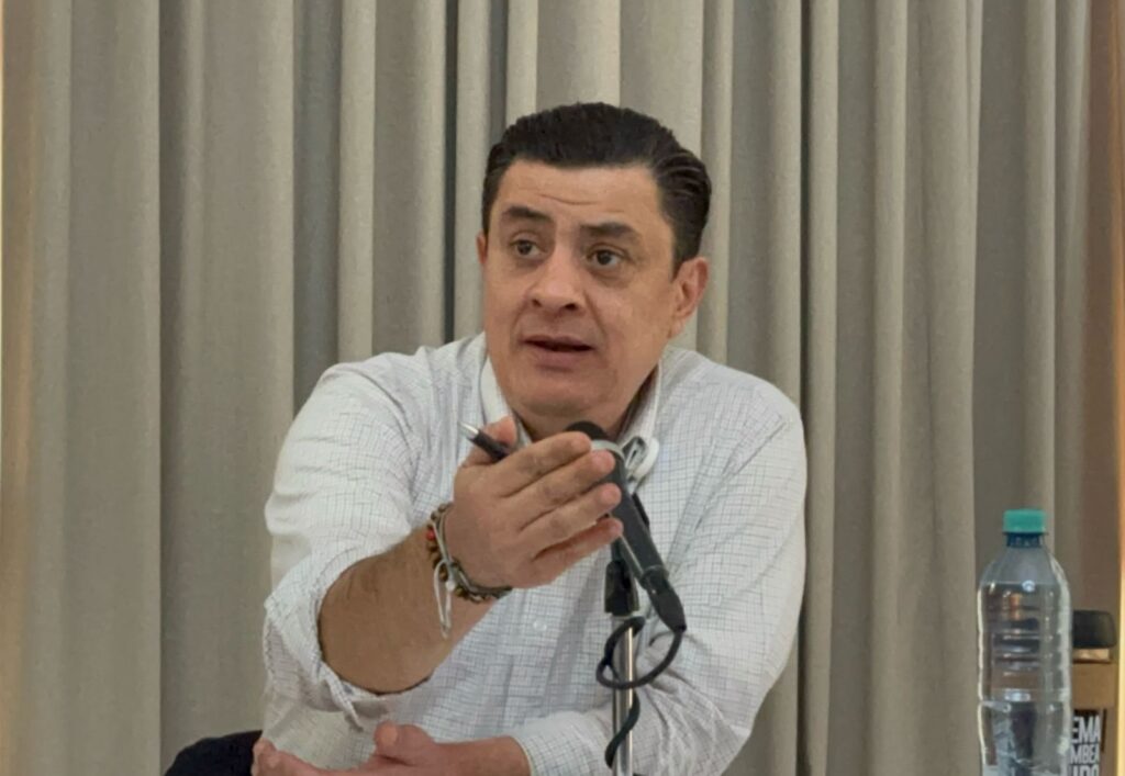 Chema Martínez rechaza concesión de espacio público en la Colonia Del Fresno