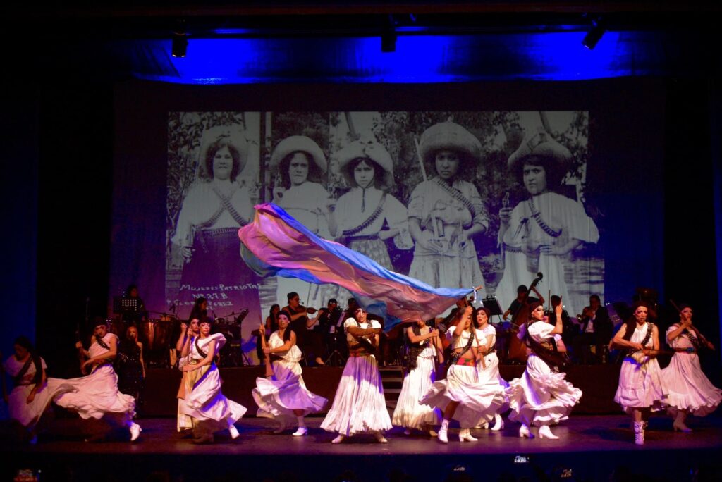 México de Colores celebra 15 años de revolución LGBT+ a través del arte escénico