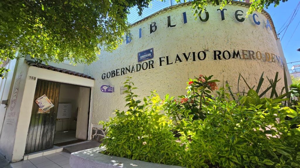 Tlaquepaque celebra el Día del Libro con lecturas simultáneas y entrega de ejemplares