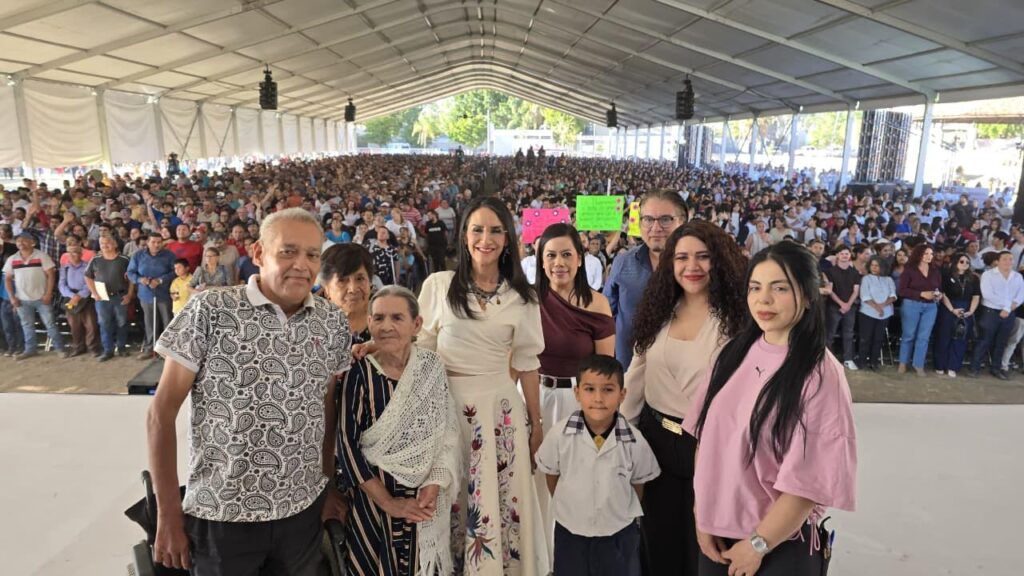 Tlaquepaque entrega apoyos a más de 6 mil personas con inversión cercana a 200 millones de pesos