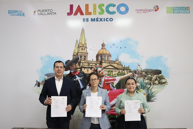 Jalisco activa plan de movilidad turística con Uber y ofrecerá viajes gratuitos a visitantes