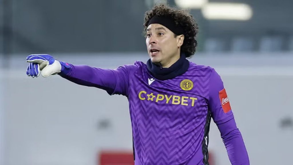 ¿El fin de una era? Memo Ochoa, señalado tras errores fatales y eliminación en Chipre