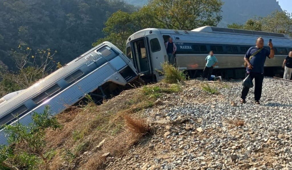 FGR descarta fallas en obra del Tren Interoceánico tras descarrilamiento en Oaxaca