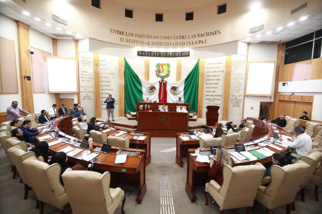 Congreso de Nayarit exhorta a evitar abusos en cobros municipales