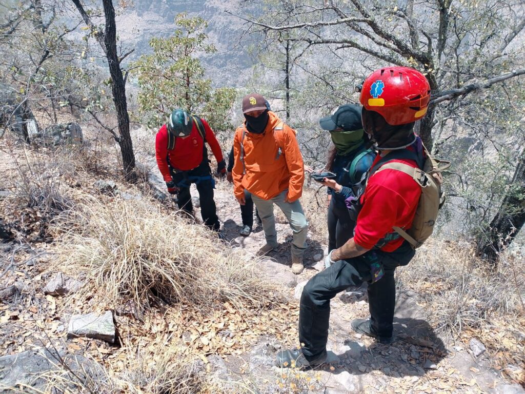 Encontraron senderistas que se extraviaron el en paraje Las Ventanas