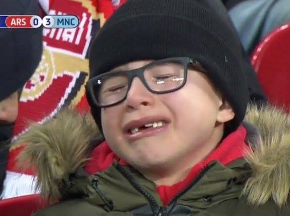 Fanático demanda al Arsenal por “angustia emocional” tras malos resultados