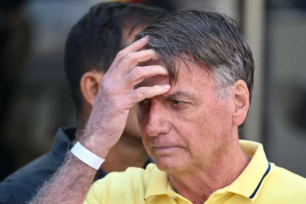 Bolsonaro pide al Tribunal Supremo permiso para operarse del hombro esta semana