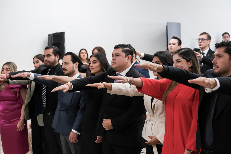 Lemus llama a jóvenes empresarios a incidir en el desarrollo económico de Jalisco