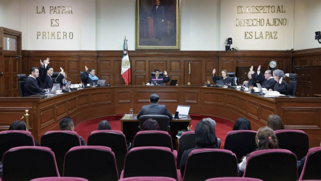 UIF podrá congelar cuentas sin orden judicial: SCJN