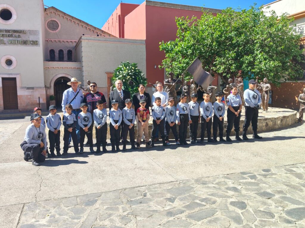 Conmemora Gobierno de Parral la Gesta Heroica de Elisa Griensen con guardia de honor