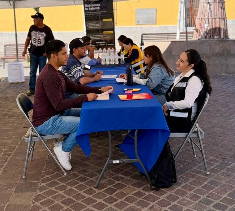 Realiza Gobierno de Parral exitosa Feria del Empleo en coordinación con sector minero
