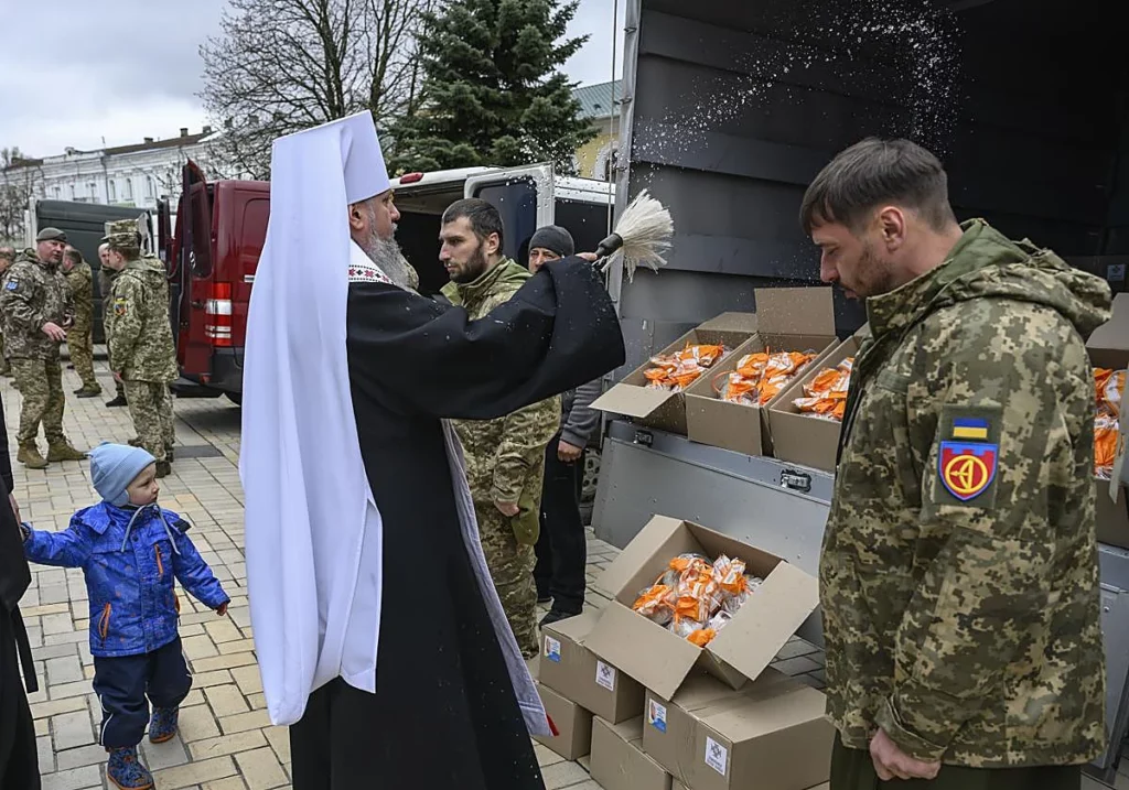 Rusia y Ucrania inician tregua temporal por Pascua ortodoxa