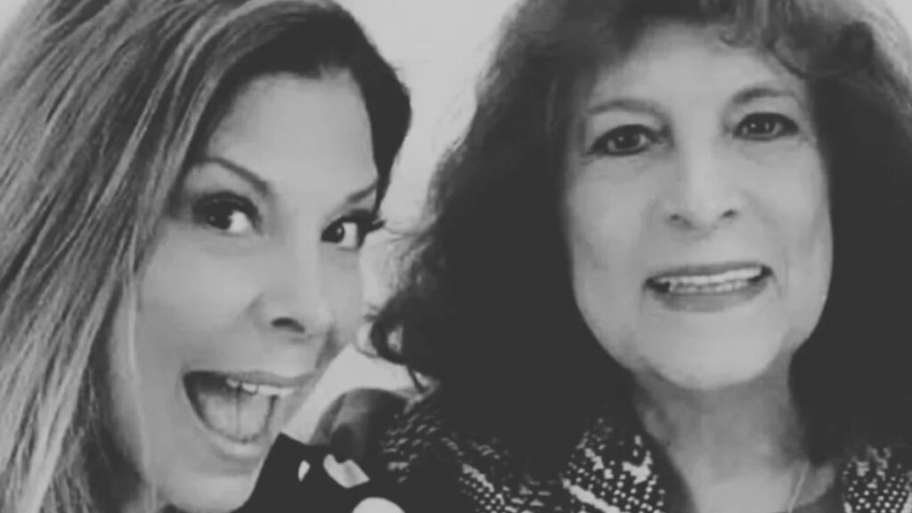 Mimí de Flans confirma el fallecimiento de su madre Lucha Moreno