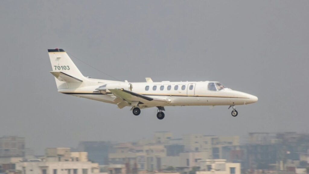 Desaparece una aeronave en Bolivia luego de girar en círculos por dos horas