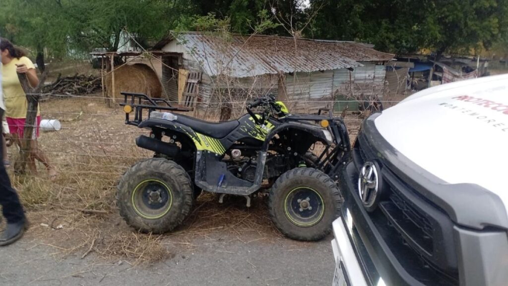 Cayó de la cuatrimoto de su amigo al tratar de rescatar su gorra y perdió la vida