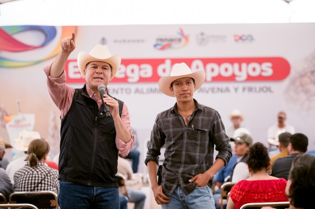 Esteban triplica apoyo al campo en Durango y está por cerrar gira en los 39 municipios
