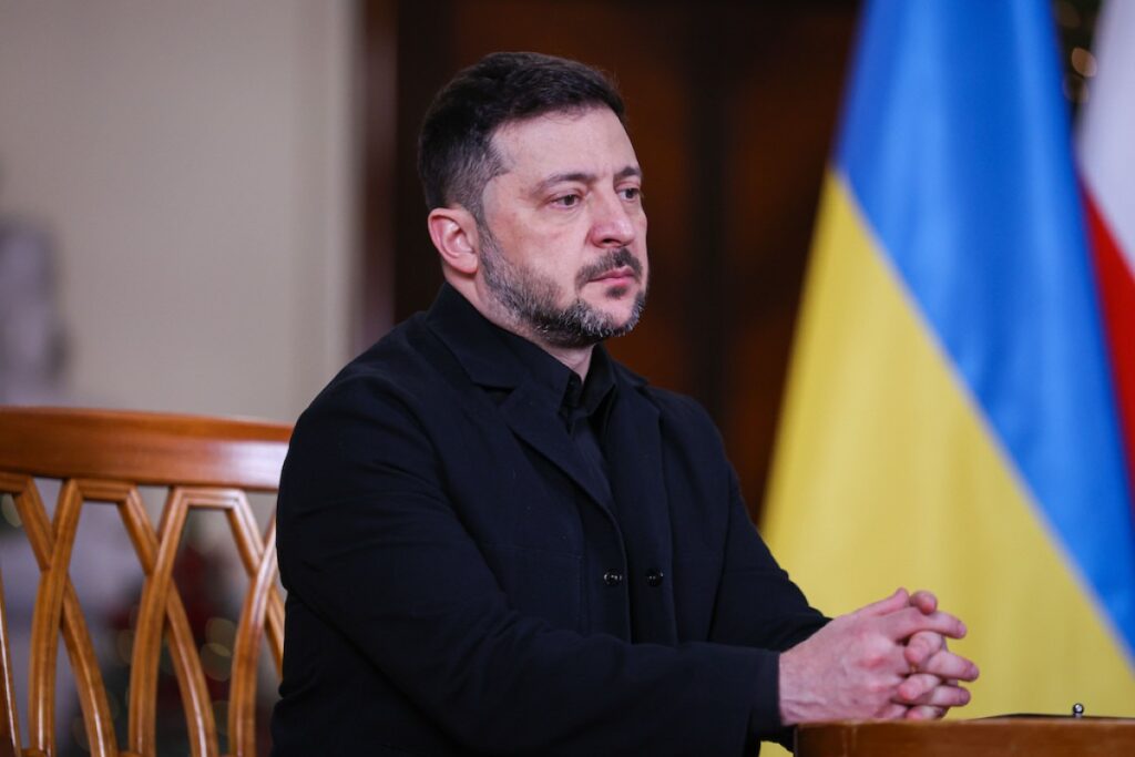 Zelensky teme menor apoyo de EU a Ucrania por guerra en Medio Oriente