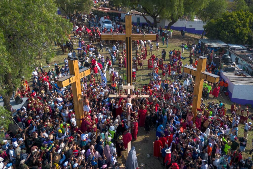 Iztapalapa vive histórica Pasión de Cristo con asistencia récord cercana a los 3 millones