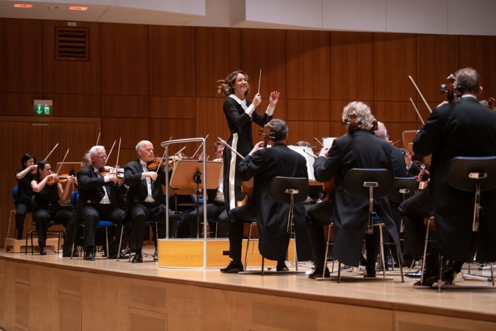 Alondra de la Parra anuncia presentaciones con Sinfónica Nacional, Gershwin y PAAX