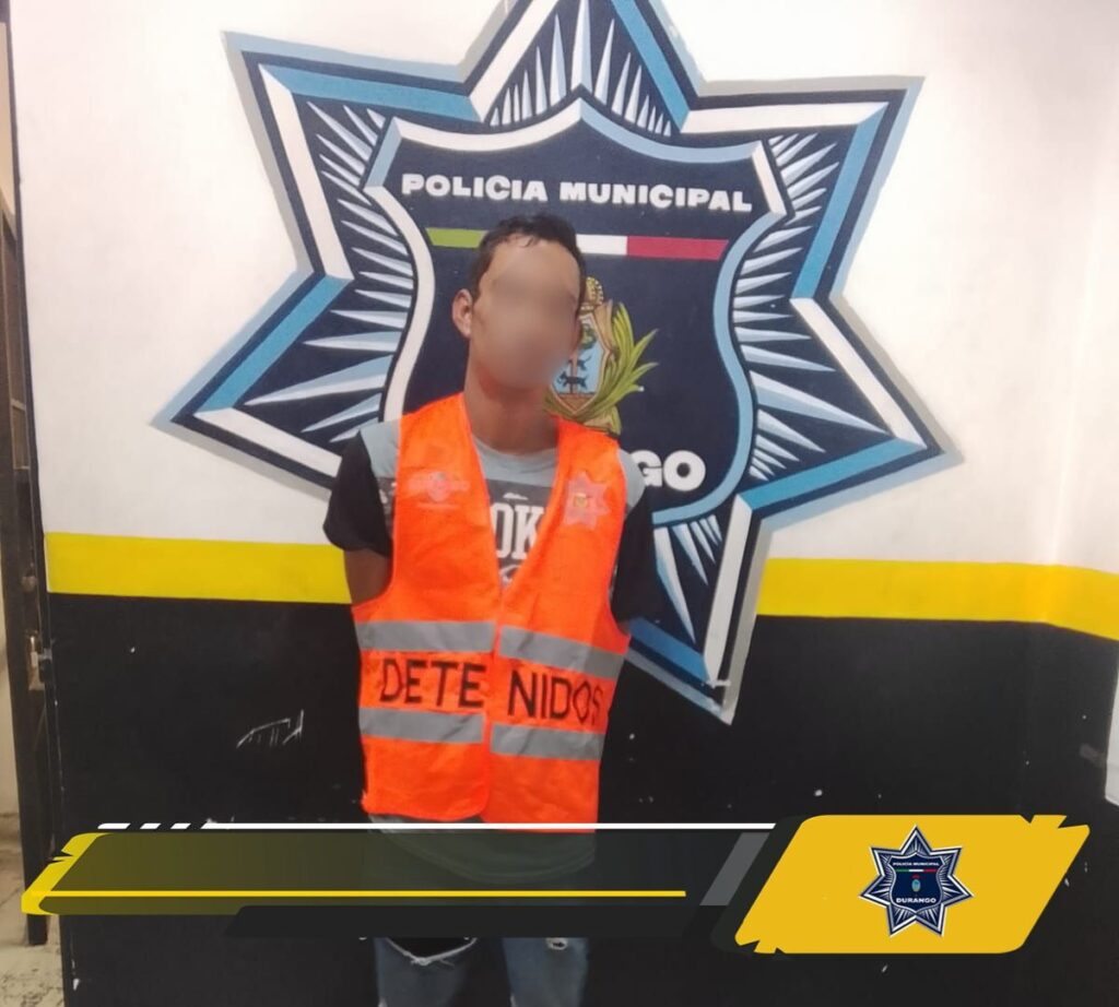 Ayer Jueves Santo le pegó una cachetada a su propia madre; lo detuvo la policía