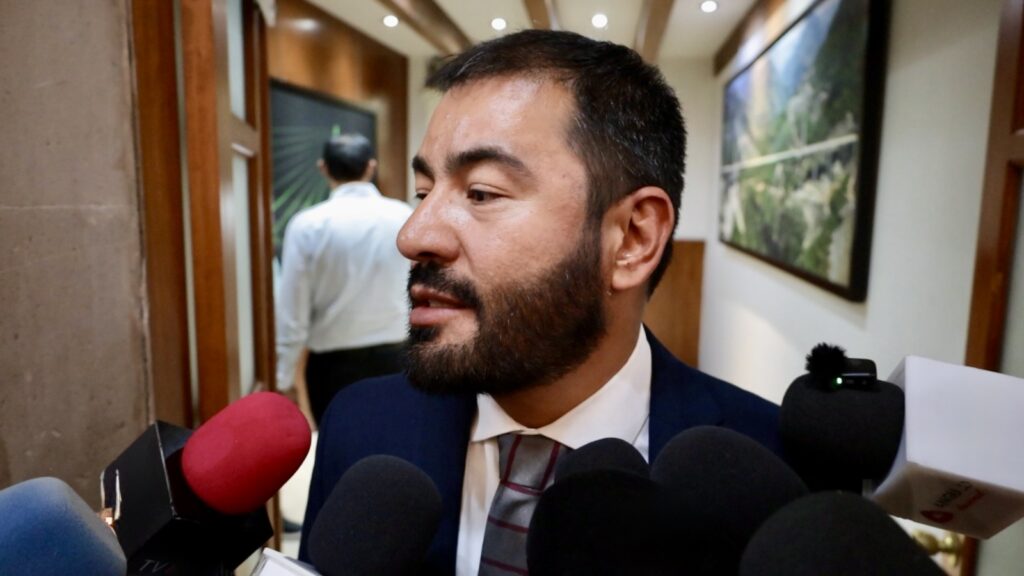 “Viajan hasta 8 horas por medicinas”: alertan desabasto en zonas alejadas de Durango