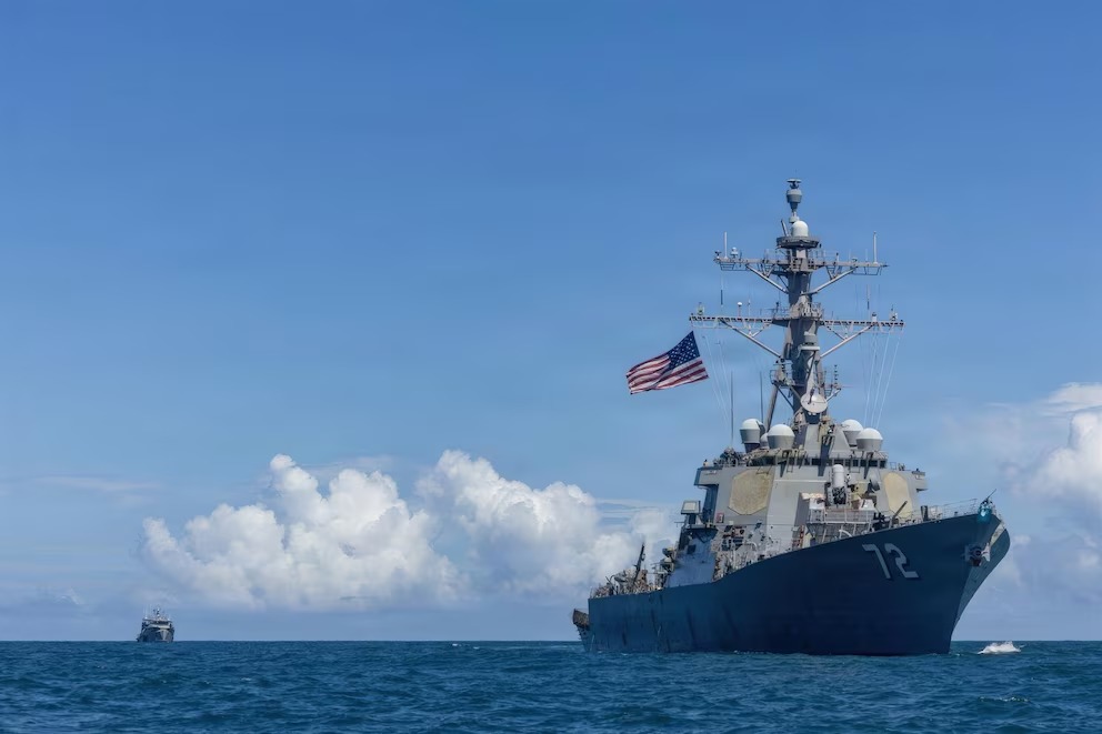 Estados Unidos anuncia bloqueo total a puertos iraníes a partir del lunes