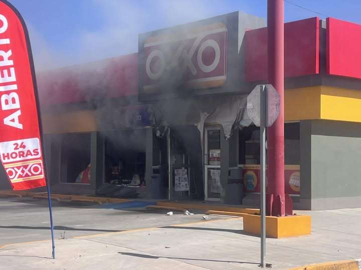 Queman oxxos tras ataques en Aldama