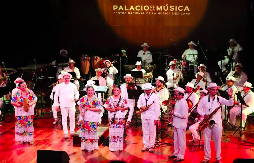 La Orquesta Típica Yucalpetén conmemora 84 años de tradición musical