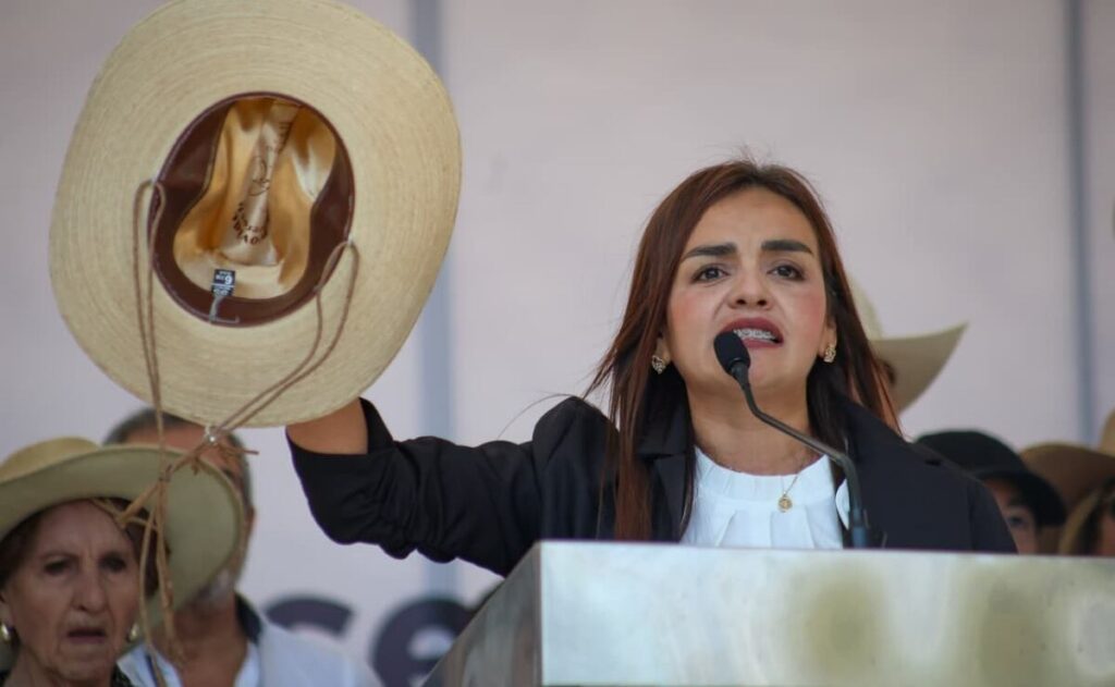 Grecia Quiroz lanza app del Movimiento del Sombrero
