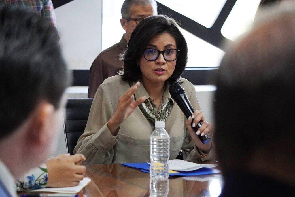 Pantallas hunden rendimiento y disparan ansiedad en estudiantes