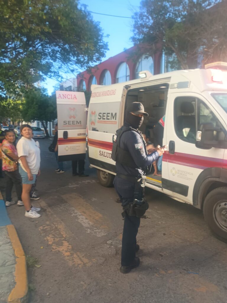 Con apoyo del CRUM se trasladó a pacientes afectados por picaduras de abeja
