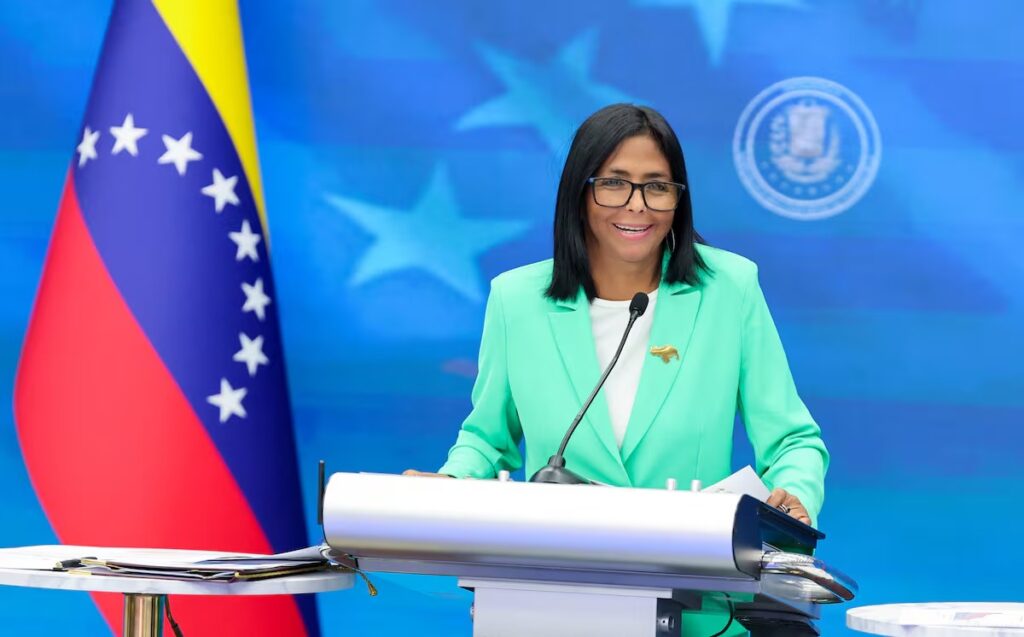 Delcy Rodríguez anuncia aumento salarial para el 1 de mayo en Venezuela