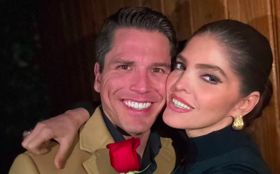 Aseguran que Ana Bárbara corrió a sus hijos mayores para reconciliarse con su esposo