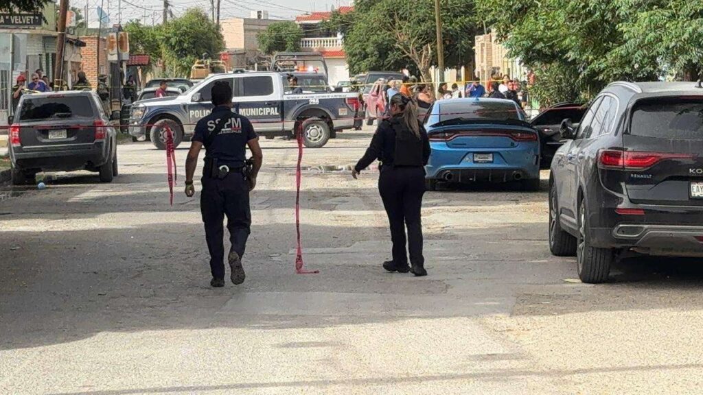 Ataque armado contra jóvenes en auto deja dos graves en Ciudad Juárez