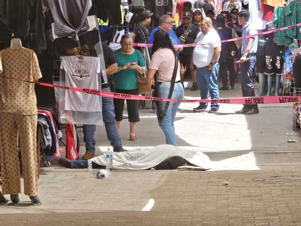 Hombre muere tras sufrir infarto en plena zona Centro de Ciudad Juárez
